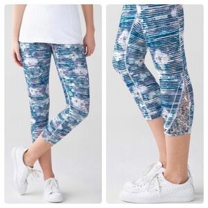 Lululemon True Self Crop II Blurry Belle‎ Multi